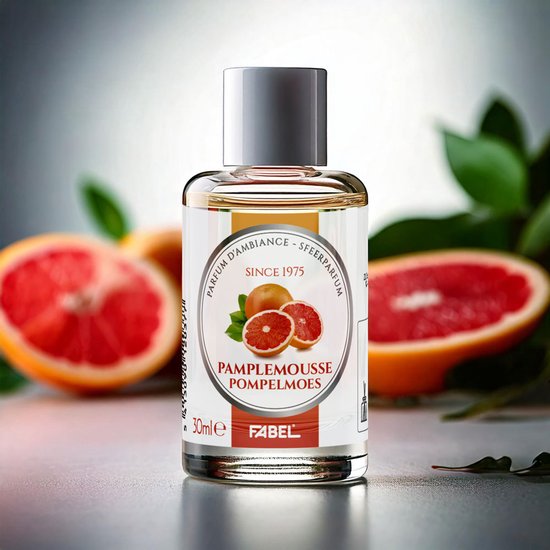 Flesje Fabel Pamplemousse geurparfum 30 ml omringd door verse grapefruits.
