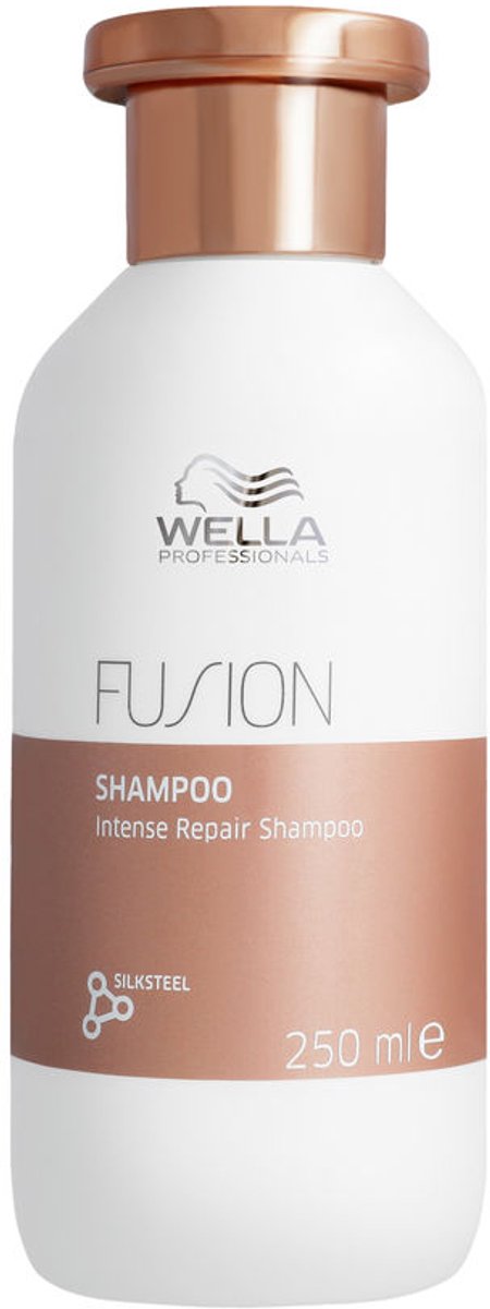Wella Professionals Fusion Intense Repair shampoo - 250 ml