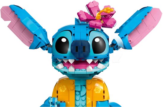 LEGO ǀ Disney Stitch, Jouet de Construction pour Enfants, Set avec Cornet de Glace, Figurine à Construire, Idée Cadeau pour Les Filles et Garçons Dès 9 Ans Fans du Célèbre Film Lilo et Stitch 43249