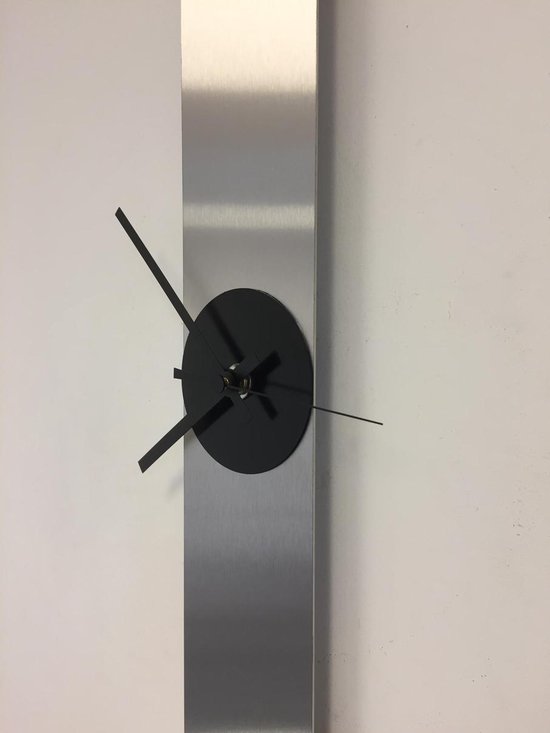 Wandklok SUMMIT BLACK MODERN DESIGN