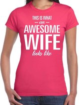 Awesome wife / echtgenote cadeau t-shirt roze dames L