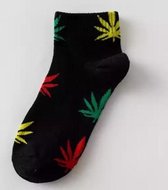 Wiet enkelsokken - Cannabis enkelsokken - Wietsokken - Cannabissokken - zwart-geel-groen-rood - Unisex Enkelsokken - Maat 36-45