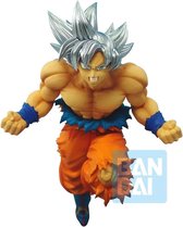 Banpresto Dragon Ball Super Son Goku (Ultra Instinct) Z Statue (85189)