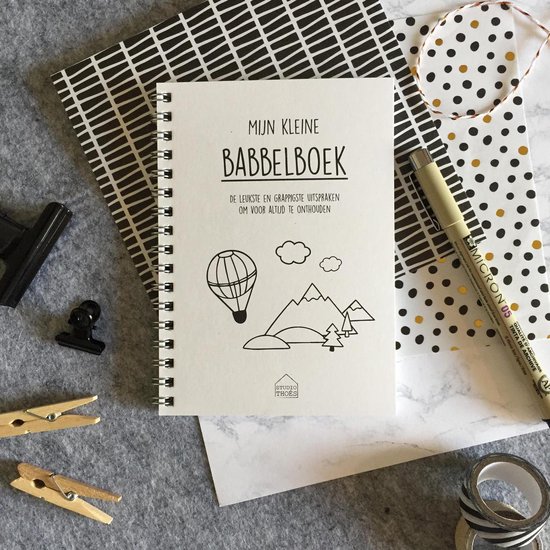 Mijn kleine babbelboek met afbeeldingen van een luchtballon, bergen en bomen. Tekst: 'MIJN KLEINE BABBELBOEK'