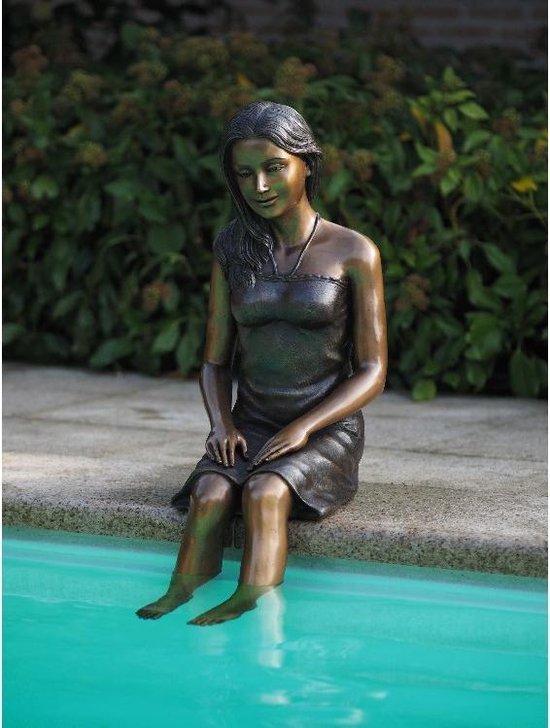 Tuinbeeld - bronzen beeld - Zittend meisje - 95 cm hoog | bol.com