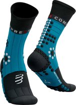 Compressport | Pro Racing Socks Winter Trail | Trailrunsokken | Mosaic Blue / Black | 42-44 -