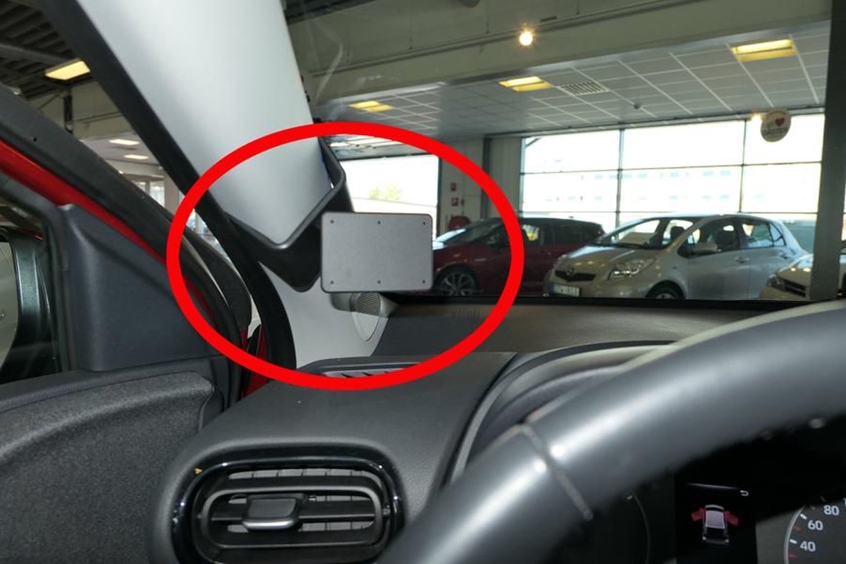 Brodit ProClip houder geschikt voor Toyota Yaris 2021-2022 Left mount