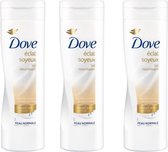 Dove Bodylotion- Silky Nourishment - Voordeelverpakking 3 x 250 ml
