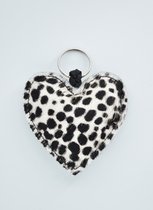 LittleLeather, Sleutelhanger hart, baby cheetah (wit/zwart) - tassenhanger - echt leder - handgemaakt - cadeau - accessoires - valentijn - moederdag - sinterklaas - kerst - schoencadeau - kerstcadeau
