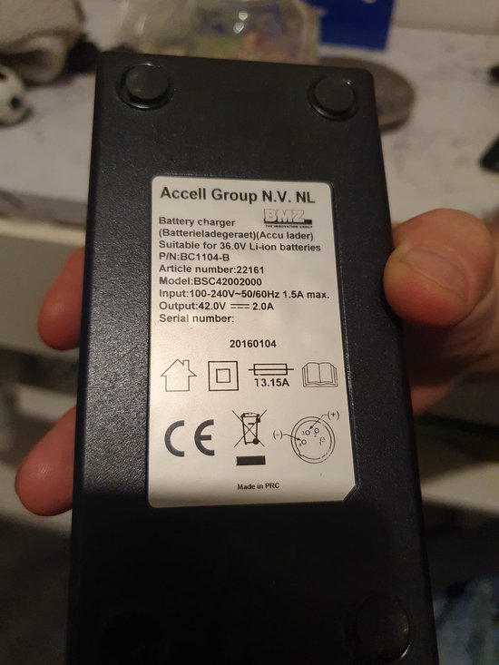 Acculader 42v 2A (XLR4) Koga Sparta Batavus ION PMU4 36v fietsacculader oplader lader Accell BSC420012000 van Accell — afbeelding 4