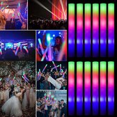 Led Glow sticks multicolore 3 couleurs 60 pièces - brillent dans le noir - néon - fête et fêtes - bâton lumineux - multicolore - décoration - party