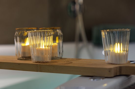 Cire/bougies à réchaud LED rechargeables 105 heures étanche blanc chaud (6 pièces) DORSETTO avec télécommande