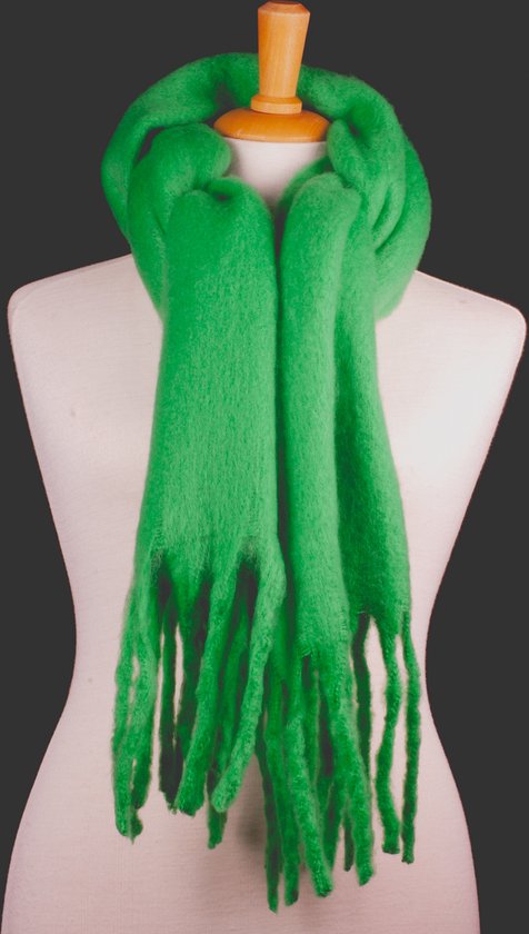 Sjaal Kelly green / Fluffy sjaal met franjes / chunky fluffy scarfs / accessoires dames Sjaal / wintersport / fluffy sjaal / fluffy scarf