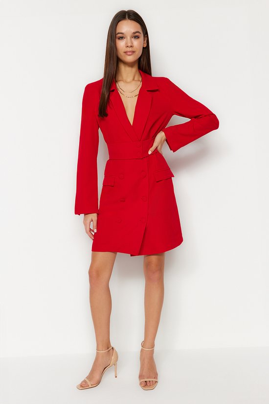 Trendyol femmes robe veste à manches Standard rouge Mini bouton tissé avec ceinture et robe tissée en faux cuir détaillée deuxaw24el00497