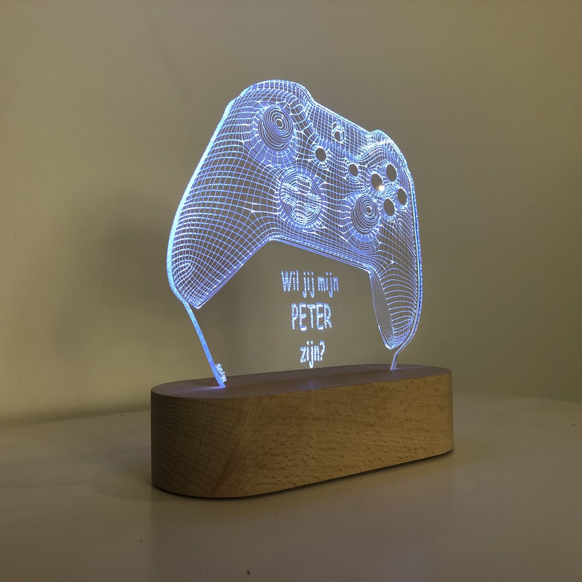 Nachtlamp (LED) Wil jij mijn Peter zijn? | spelconsole | coolste peter | superheld | peter vragen | peter worden | peetoom vragen | peetoom worden | doosje met een vraag | cadeau | origineel