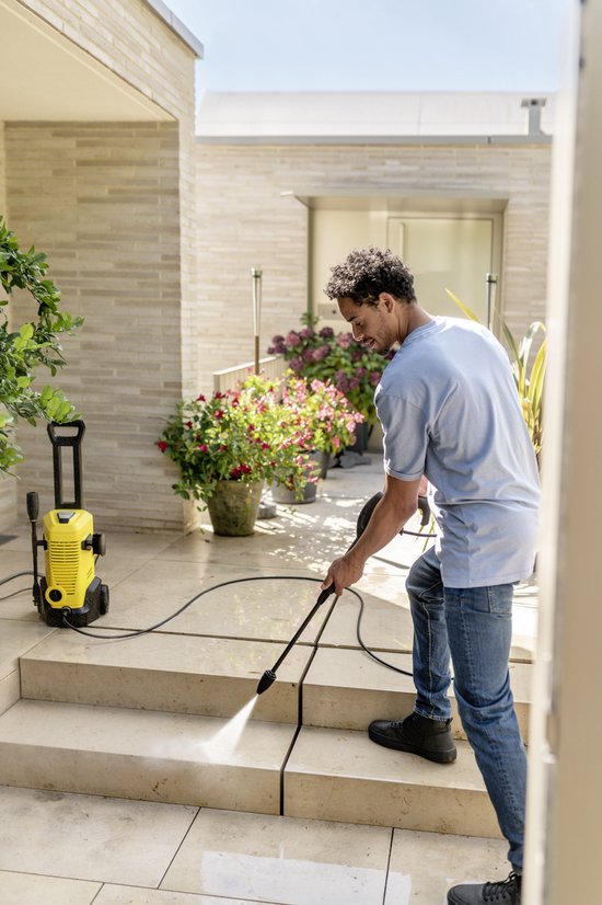 Nettoyeur Haute Pression Karcher K3 Home & Car - 1600W - 120 bar - 25m²/h - avec Home Kit - red dot award 2023