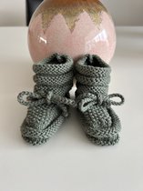 Bébé - chaussons bébé - chaussures bébé - chaussettes - chaussons - chaussons enfant - chaussons - speelgoed bébé - chaussons suspendus - cadeau maternité - panier maternité - vêtements bébé - vêtements bébé - valentine - écouteurs sans fil
