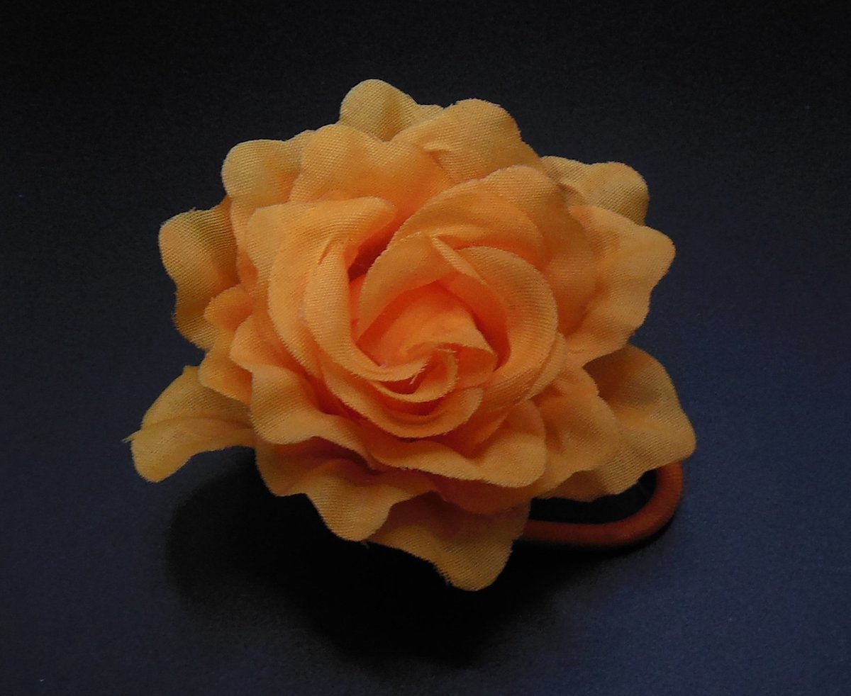 1 Roosje groot met duckklem+elastiek oranje - Koningsdag