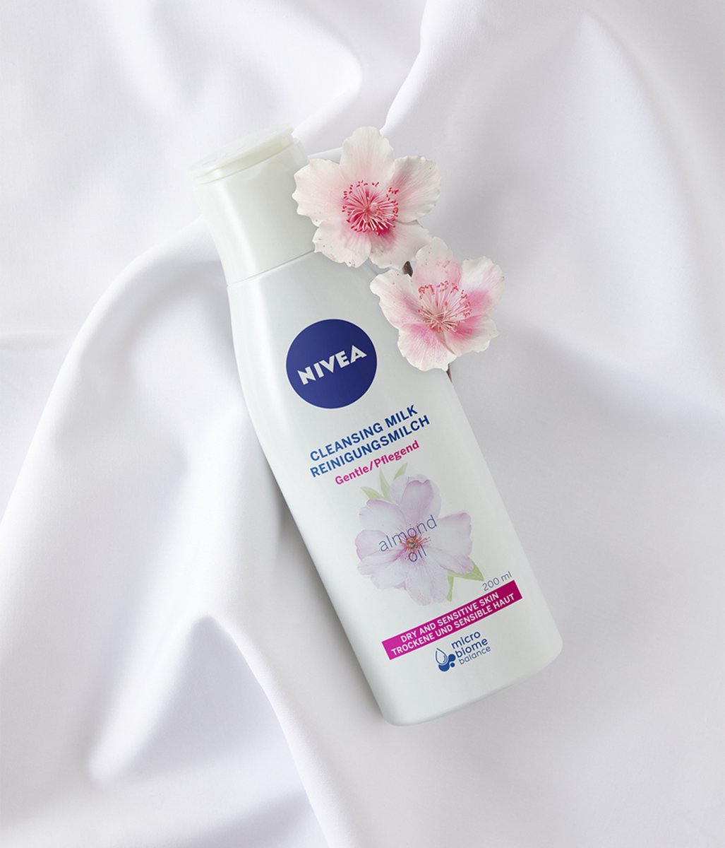 NIVEA Essentials Reinigingsmelk thumbnail 4