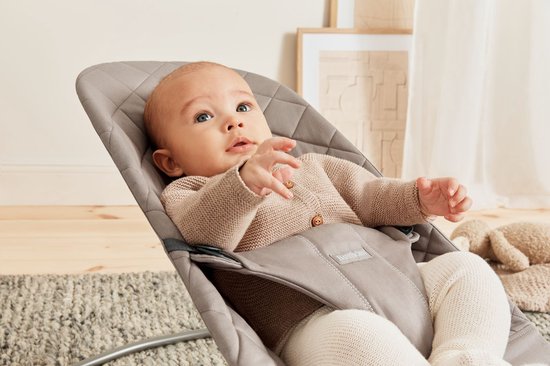 BabyBjörn Wipstoel Bliss - Geweven klassiek quilt - Zandgrijs - Ergonomisch - Verstelbaar - Inklapbaar — afbeelding 5