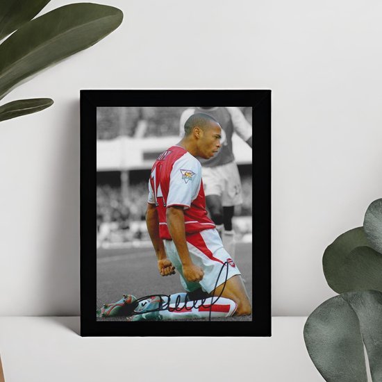 Thierry Henry Ingelijste Handtekening – 15 x 10cm In Klassiek Zwart Frame – Gedrukte handtekening – Arsenal FC - Voetbal