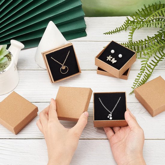 LTHERMELK Sieradengeschenkdoosjes met strik, vierkant, met deksel, kleine kartonnen geschenkdoos met schuim, elegante ringdozen voor ringen, oorbellen, sieraden, 6 stuks