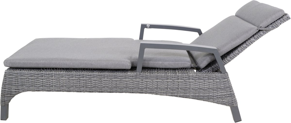 Lesli Living Ligbed Prato Forte Buiten Tuin