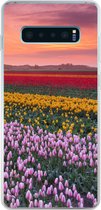 Geschikt voor Samsung Galaxy S10 Plus hoesje - Paarse tulpen in Nederland - Siliconen Telefoonhoesje