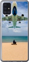Geschikt voor Samsung Galaxy A52 5G hoesje - Strand - Zee - Vliegtuig - Siliconen Telefoonhoesje