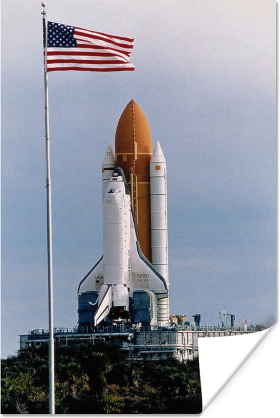 Poster Een space shuttle op het lanceerplatform met de Amerikaanse vlag