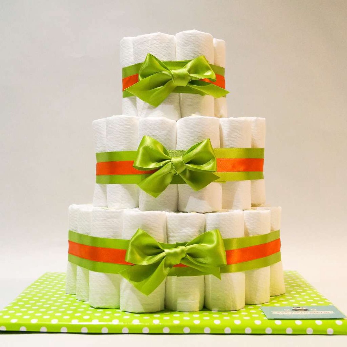 Goedkoopste Pampertaart - luiertaart - neutraal - 3 laags basis - groen - 54 luiers maat 3