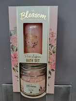 geschenk set vrouwen verjaardag - moeder dag - leuk geschenk - kerst - vriendin -vegan - - bad zout - douche gel - pink saffraan