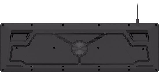 Onderkant van een zwart Corsair K55 gaming toetsenbord met kabel.