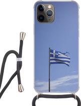 Hoesje met koord Geschikt voor iPhone 11 Pro Max - Gescheurde Griekse vlag die wappert - Siliconen - Crossbody - Backcover met Koord - Telefoonhoesje met koord - Hoesje met touw