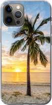 Geschikt voor iPhone 12 Pro hoesje - Strand - Palmboom - Zonsondergang - Siliconen Telefoonhoesje