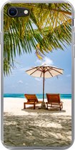 Geschikt voor iPhone 8 hoesje - Strandstoel - Parasol - Palmboom - Siliconen Telefoonhoesje