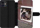 Bookcase Geschikt voor iPhone 12 Pro Max telefoonhoesje - Hond - Grappig - Kattenluik - Kinderen - Jongens - Meisjes - Kids - Met vakjes - Wallet case met magneetsluiting