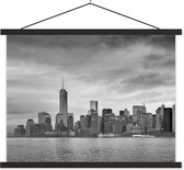 Posterhanger incl. Poster - Schoolplaat - Manhattan New York in zwart-wit - 60x45 cm - Zwarte latten