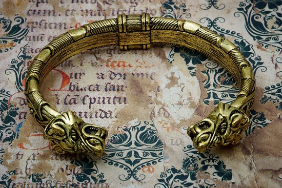 [Two Ravens] Verstelbare Viking Armband - Fenrir Armband - Buigbare Wolf Armband - Fenrir de wolf - Viking Sieraden - Noorse Mythologie - Asatru - Heidens - Spiritueel - Fenrir Bracelet