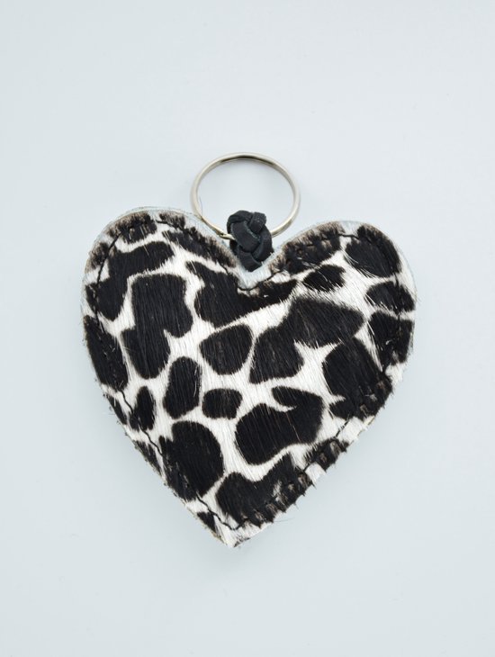 LittleLeather, Sleutelhanger hart, giraffe zwart/wit - tassenhanger - echt leder - handgemaakt - cadeau - accessoires - valentijn - moederdag - vaderdag - kerst - sinterklaas
