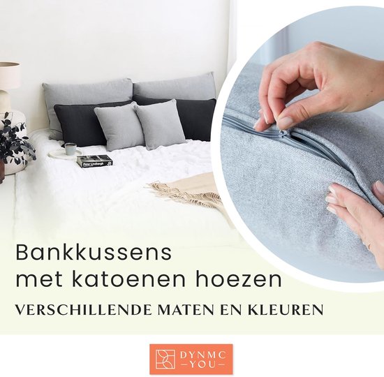 Sierkussen Larissa - goudkleurig sierkussen met fijn motiefje - Le Fil