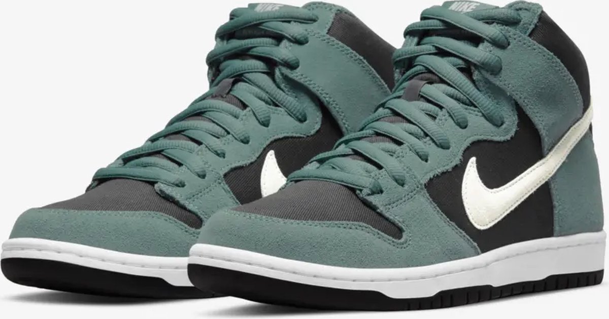high top nike sb shoes