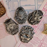 FaNaTtik Dungeons & Dragons Verzamelobject Medallion Set Volo's Guide to Monsters Limited Edition Zilverkleurig
