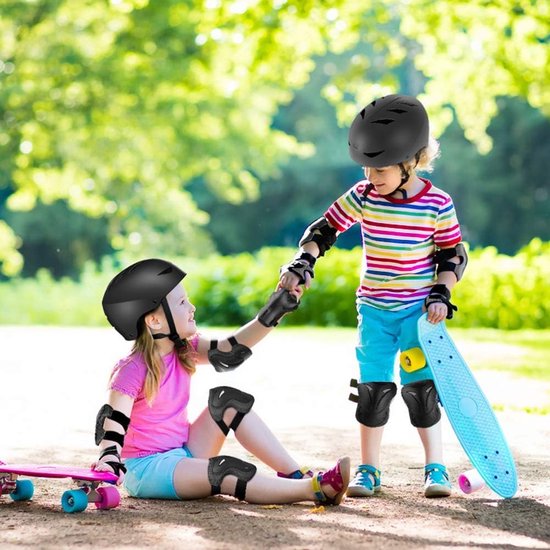 Kinderhelm en padset, verstelbare kinderfietshelm en kniebeschermers, elleboogbeschermers en polsmatten, gebruikt voor fietsen, rolschaatsen, skiën voor jongens en meisjes van 3-10 jaar