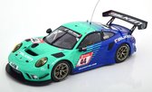 Het 1:18 Diecast-model van de Porsche 991-2 GT3R Team Falken Racing #4 van de 24H Nurburgring van 2019. De coureurs waren K. Bachler / J. Bergmeister M. Ragginger en D. Werner. De fabrikant van het schaalmodel is Ixo.Dit model is al