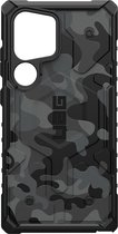 Urban Armor Gear Pathfinder Hoesje geschikt voor Samsung Galaxy S24 | Back Cover | Compatibel met MagSafe | Camo