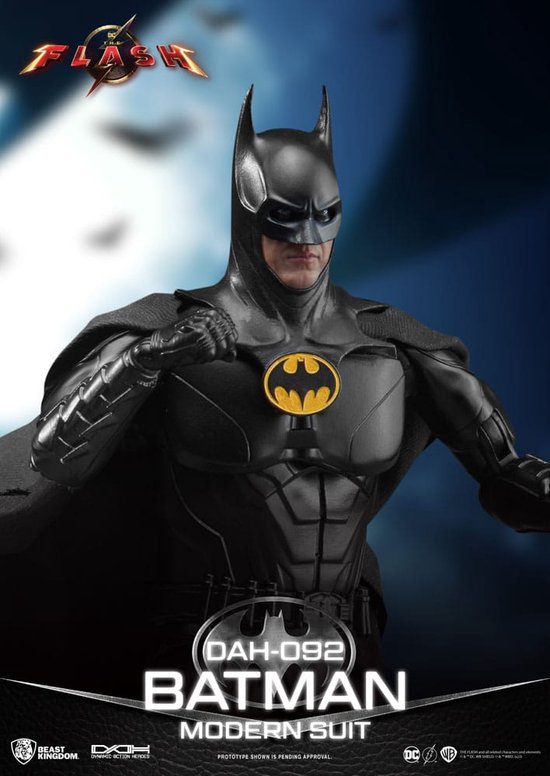 The Flash Dynamic 8ction Heroes Action Figure 1/9 Batman Modern Suit 24 cm - Beast Kingdom
