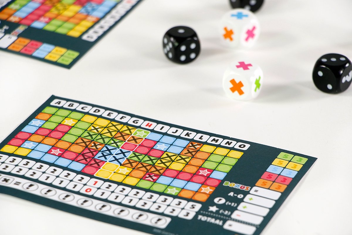 999 Games - Keer op Keer - Dobbelspel - Hét dobbelspel voor het hele gezin - Gezelschapsspel - Familiespel - Educatief spel - Klein cadeautje — afbeelding 5