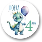 Sluitsticker Hoera 4 jaar Dino | Traktatie Sticker | Dino sticker | 40 mm | Sluitzegel Feest | Sluitsticker | Chique inpakken | Traktatie - Verjaardag - Feest - Kinderfeest - Kinderverjaardag