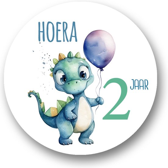 Foto: Sluitsticker hoera 2 jaar dino traktatie sticker dino sticker 40 mm sluitzegel feest sluitsticker chique inpakken traktatie verjaardag feest kinderfeest kinderverjaardag